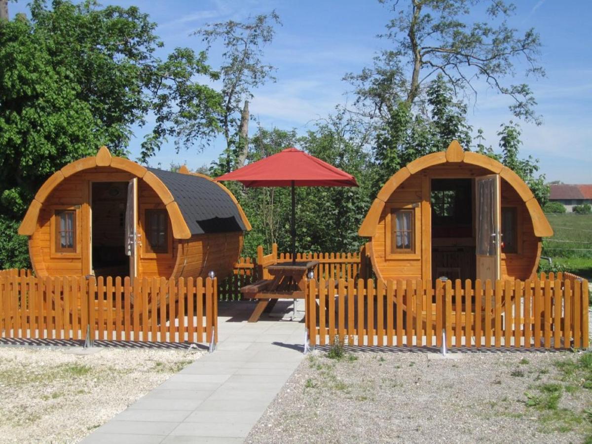 Schlaffass-Camping Gutshof Donauried Guenzburg Exterior photo